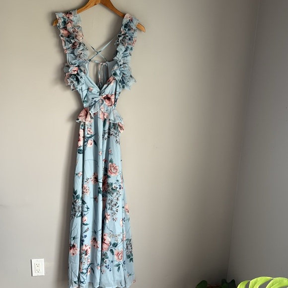 NEW Petal and Pup Women's Lucah Frill Shoulder Maxi Dress Large - Picture 2 of 13